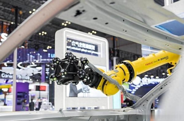 股易配 中美实力逆转! 美专家感慨: 中国先超过美国的, 不是GDP, 是科技